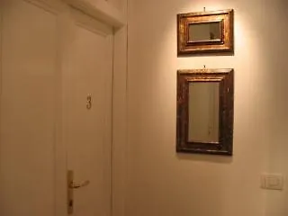 Calisto 6 Bed & Breakfast Rome