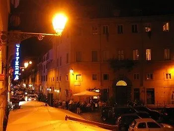Calisto 6 Bed & Breakfast Rome 2*,  Italy